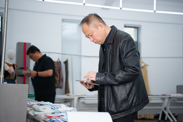以人才培育為行業注入持久驅動力！第十一屆十佳紡織面料設計師評審會于柯橋舉行